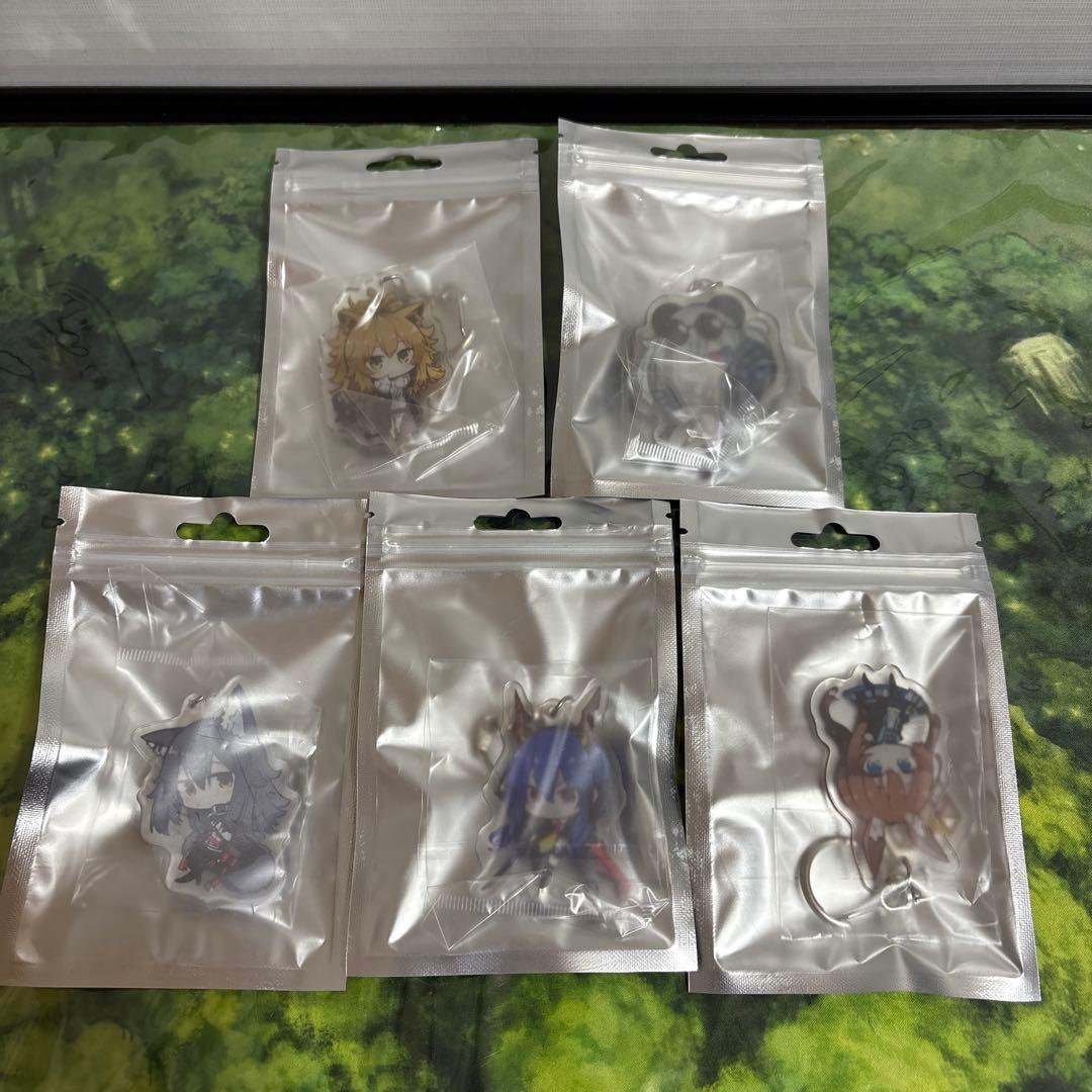 アークナイツ 明日方舟 アクリルキーホルダー 全5種　未開封　紅しゃけ