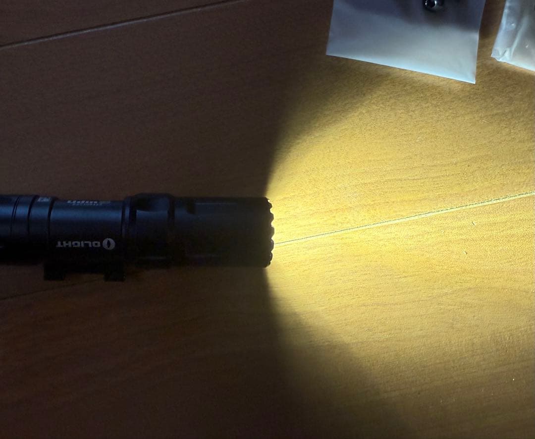 【ほぼ新品】OLIGHT(オーライト) ODIN MINI ウェポンライト