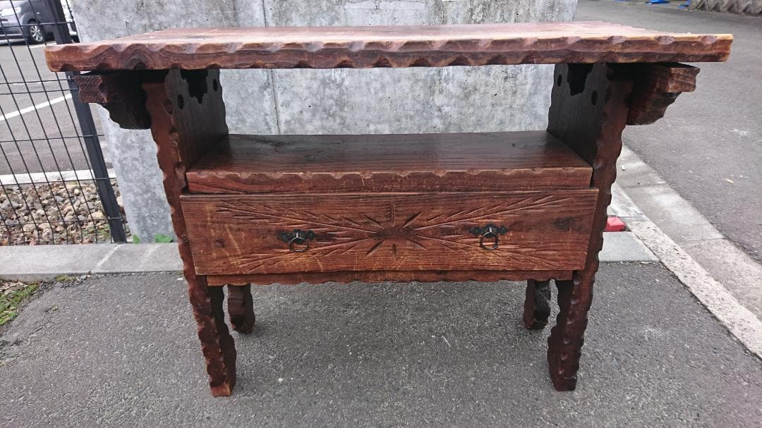 スペイン製　サイドテーブル　コンソール　花台　アンティーク　ヴィンテージ