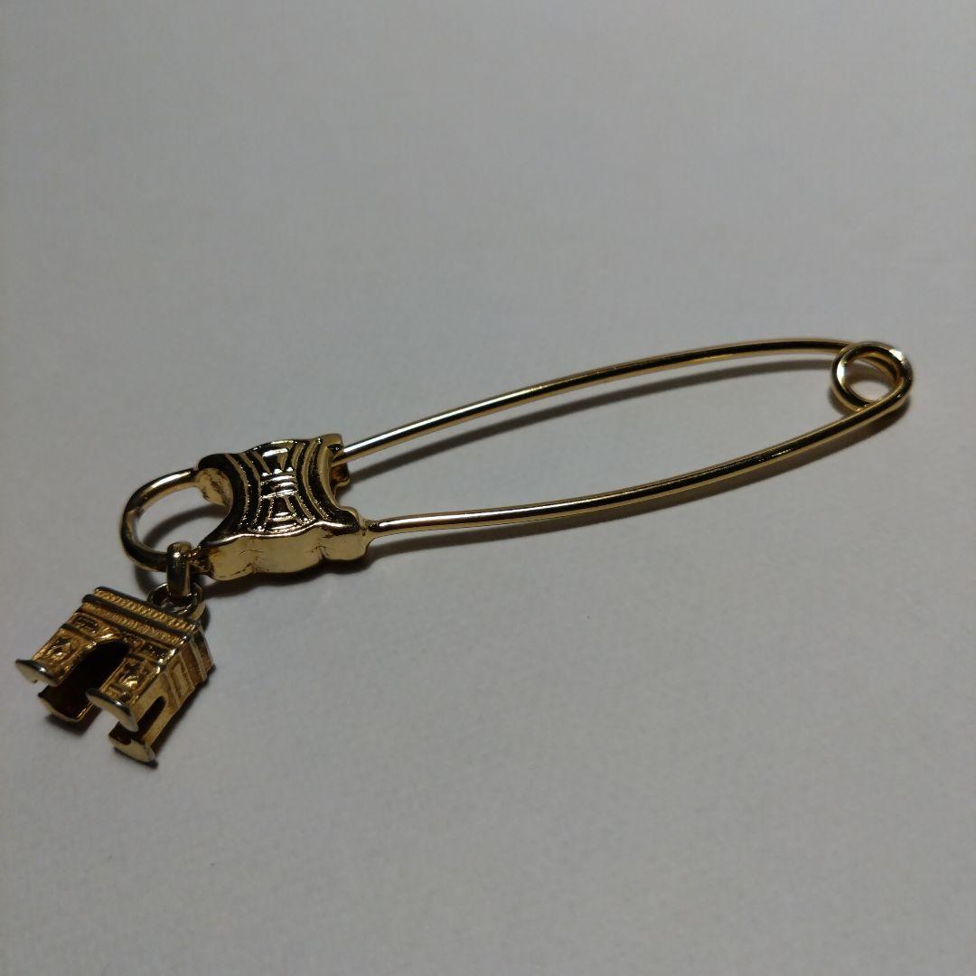 CELINE　セリーヌ　ヴィンテージ　ブローチ　安全ピン　マカダム柄　ゴールド