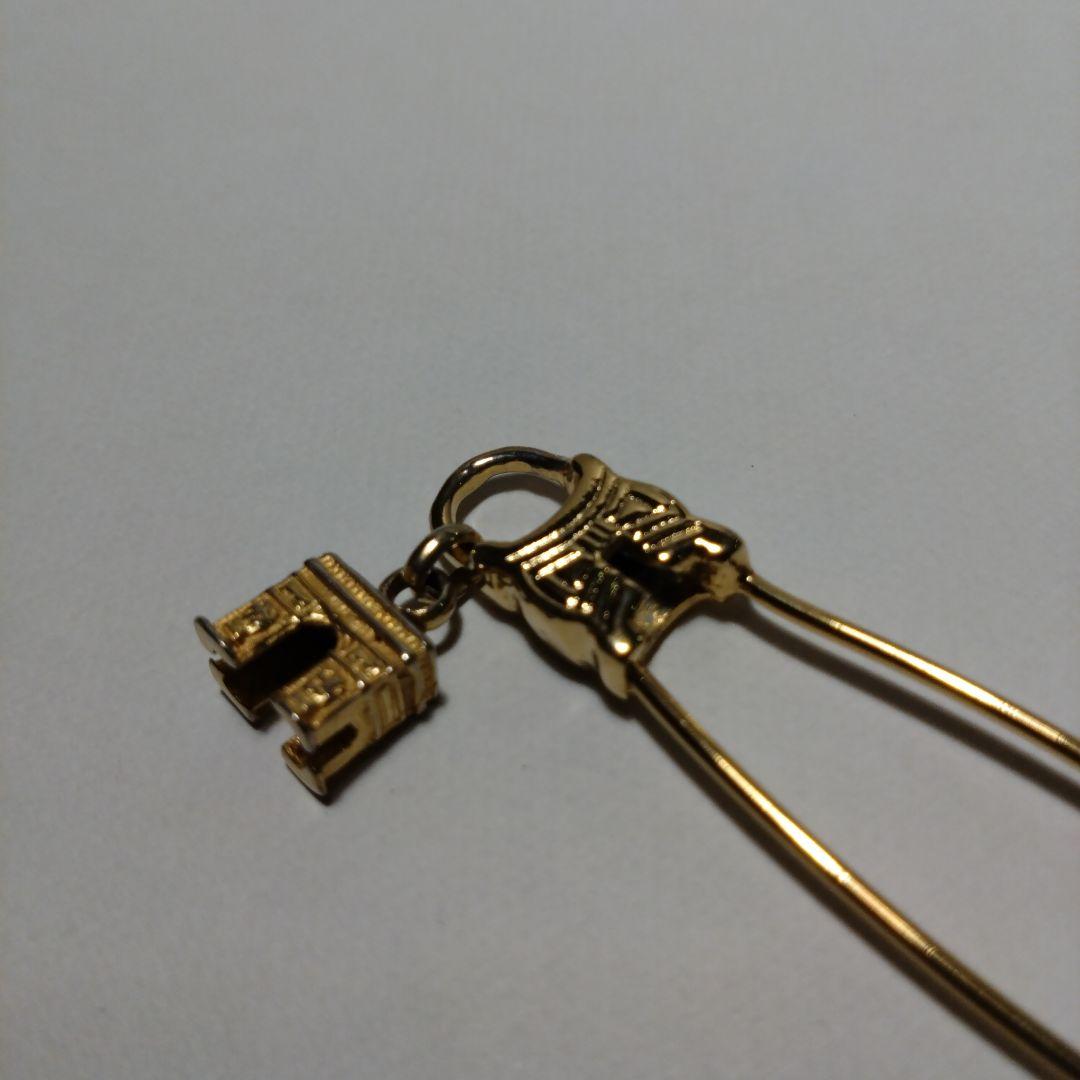 CELINE　セリーヌ　ヴィンテージ　ブローチ　安全ピン　マカダム柄　ゴールド