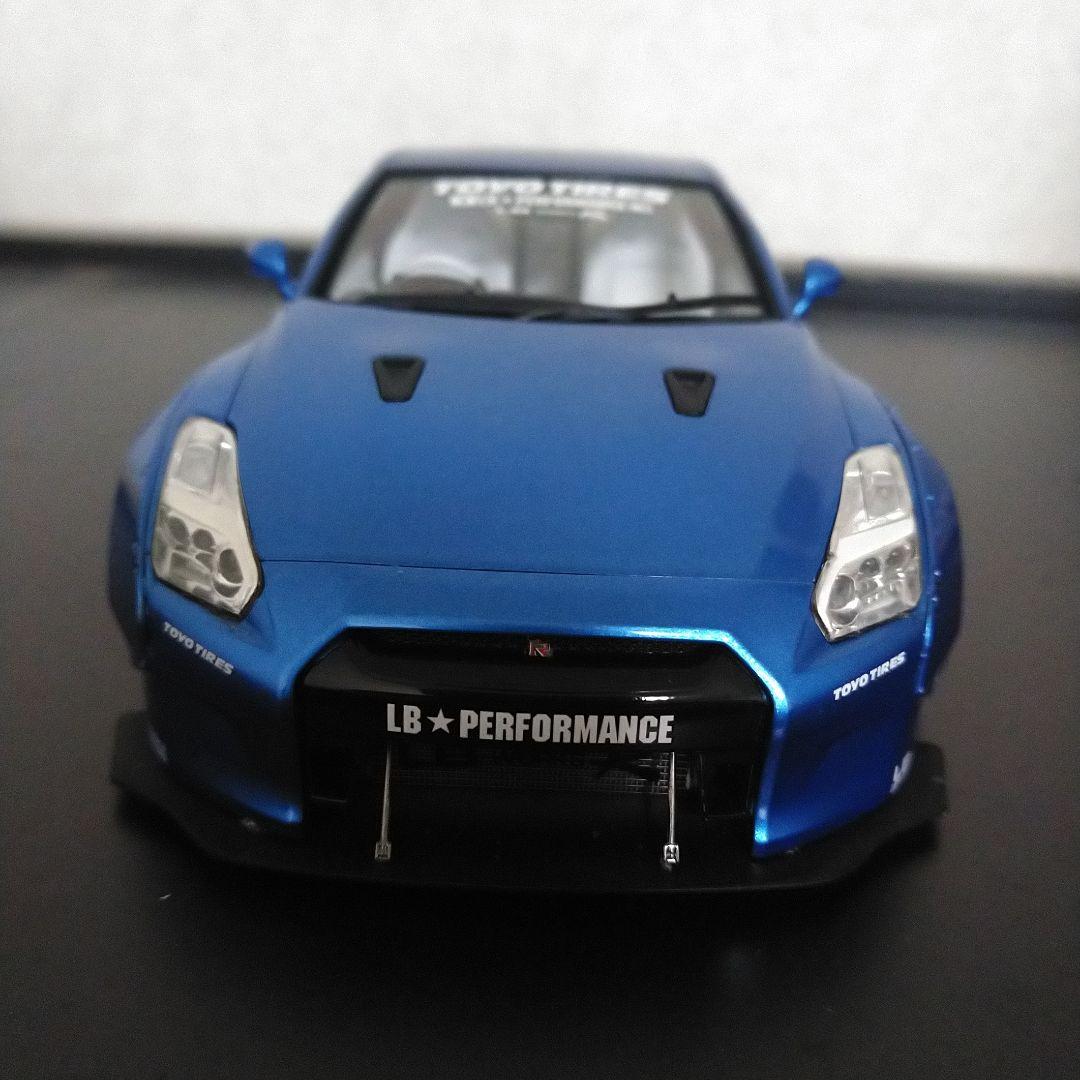 アオシマ1/24リバティウォークLBGT-R35プラモデル完成品