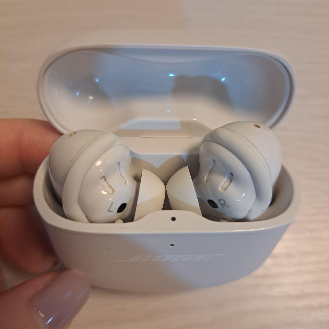 美品 Bose QuietConfort Earbus Ⅱ 片方イヤホン使用不可