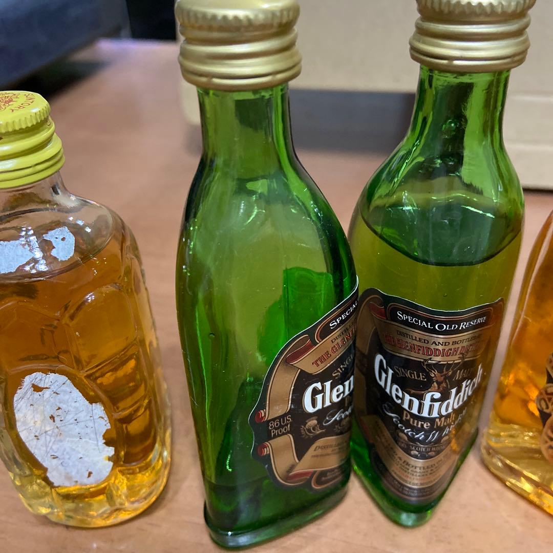 ミニボトルブランデー16本ウイスキー１５本