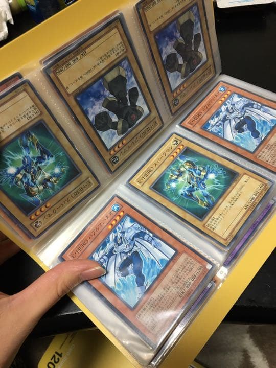 遊戯王カード ヒーロー