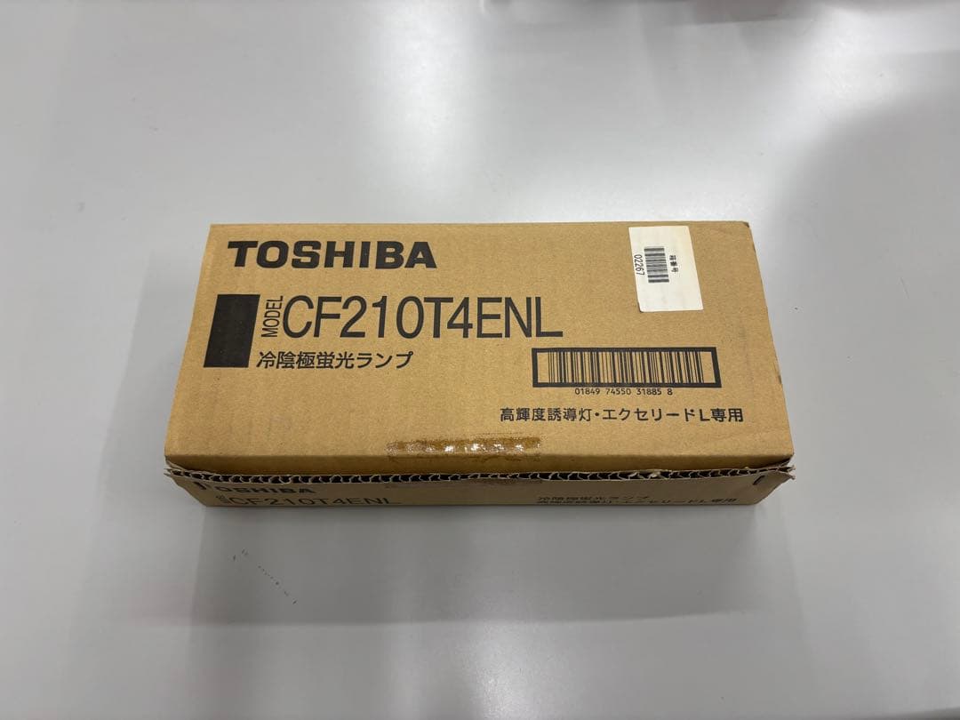 冷陰極管CF210TENL