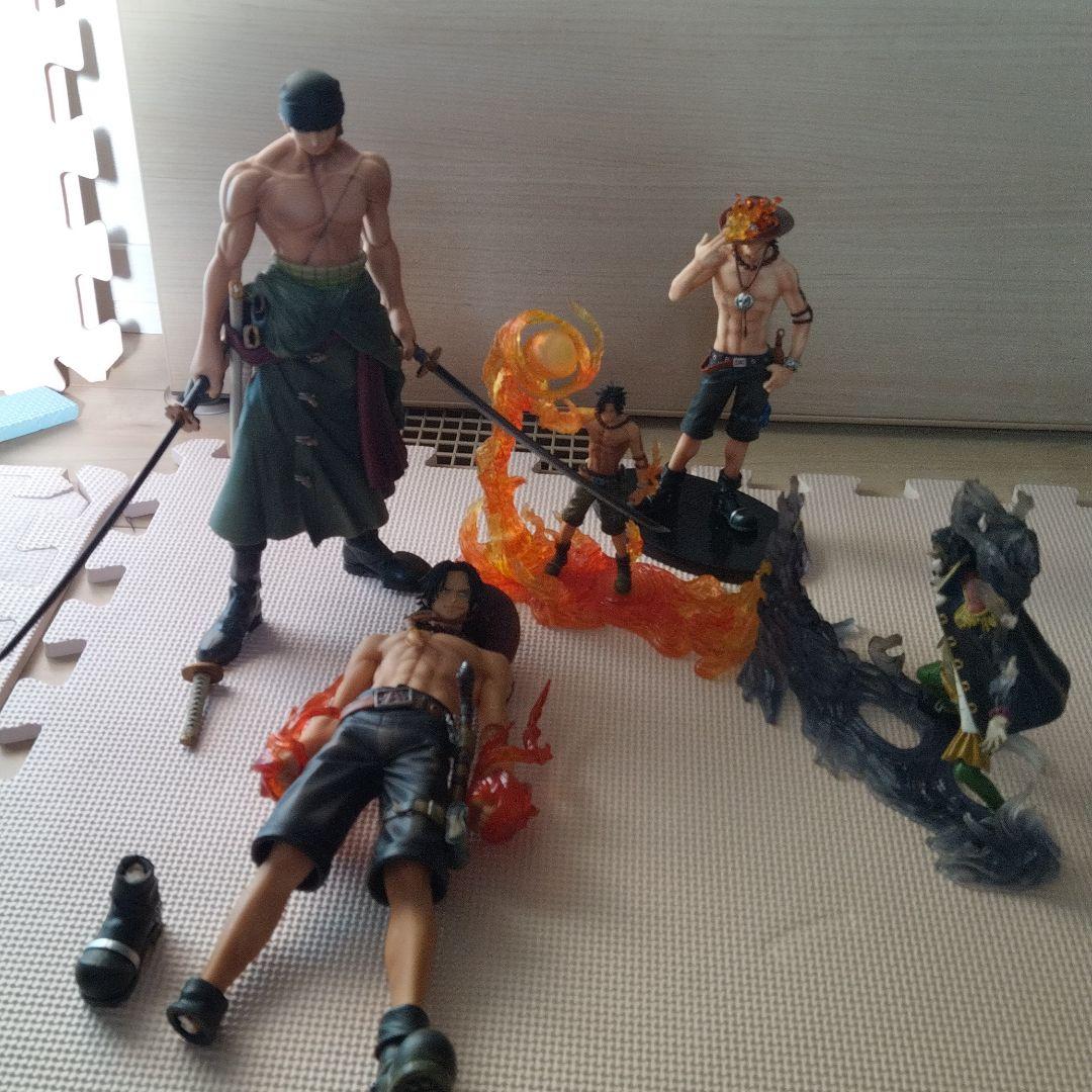 ドラゴンボール　ワンピース　モンスターハンター　フィギュア