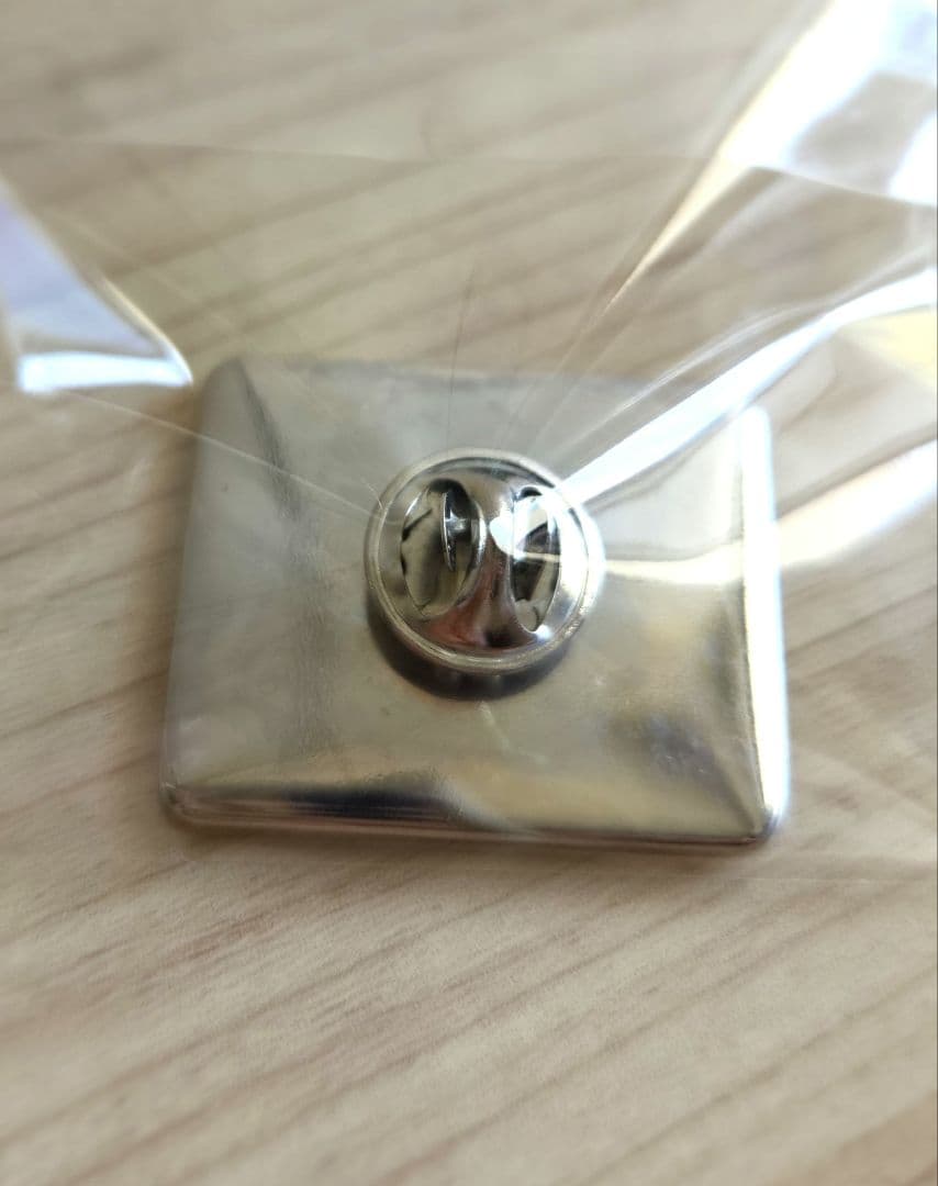 【レア非売品】大阪万博　ミクロネシア連邦　ピンバッジ