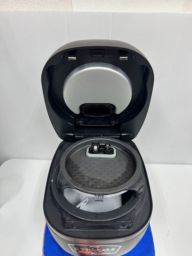 TIGER 炊きたて 本土鍋 IH炊飯ジャー JPH-A102