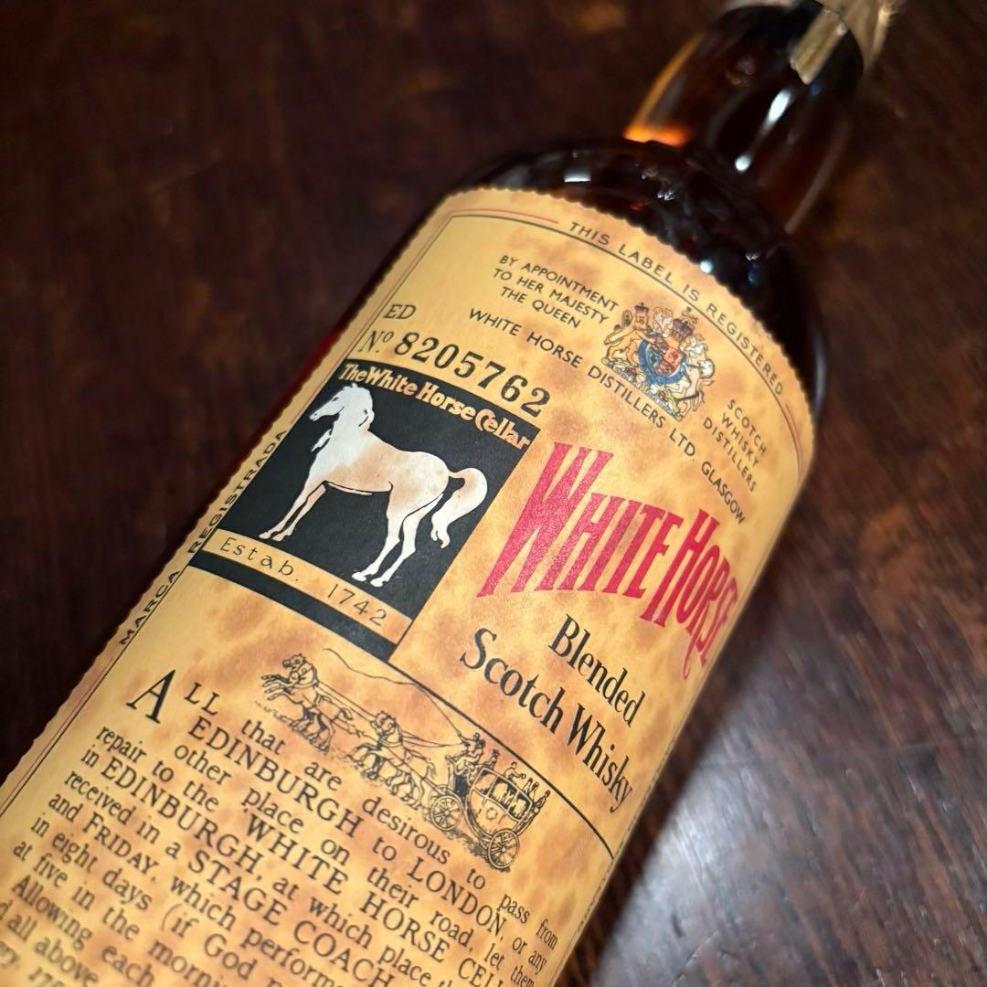 WHITE HORSE 1960年代 馬車引きラベル　2本セット