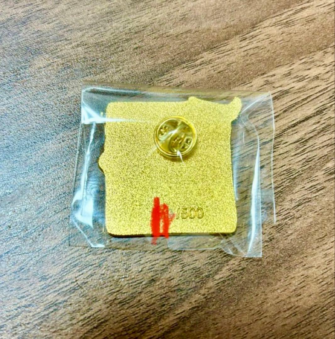 非売品　2024年パリオリンピック クジラ ピンバッジ