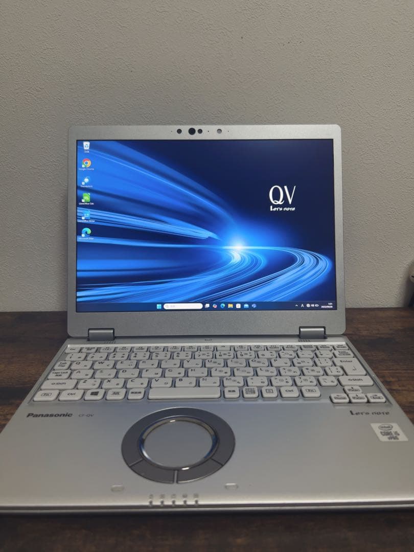 美品✨レッツノートQV9 16GB SSD256GBオフィス