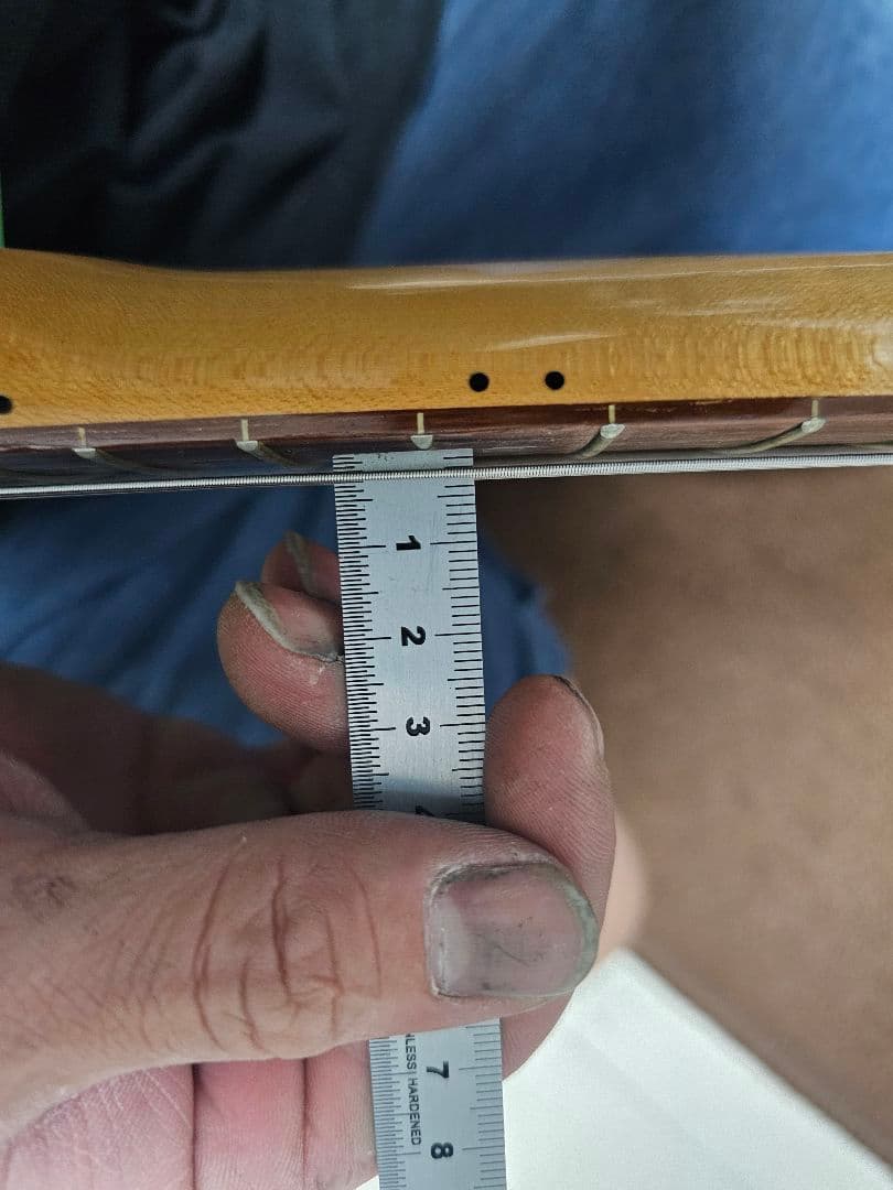 ストラトタイプ　ハードレリック仕様　コンポーネントギター