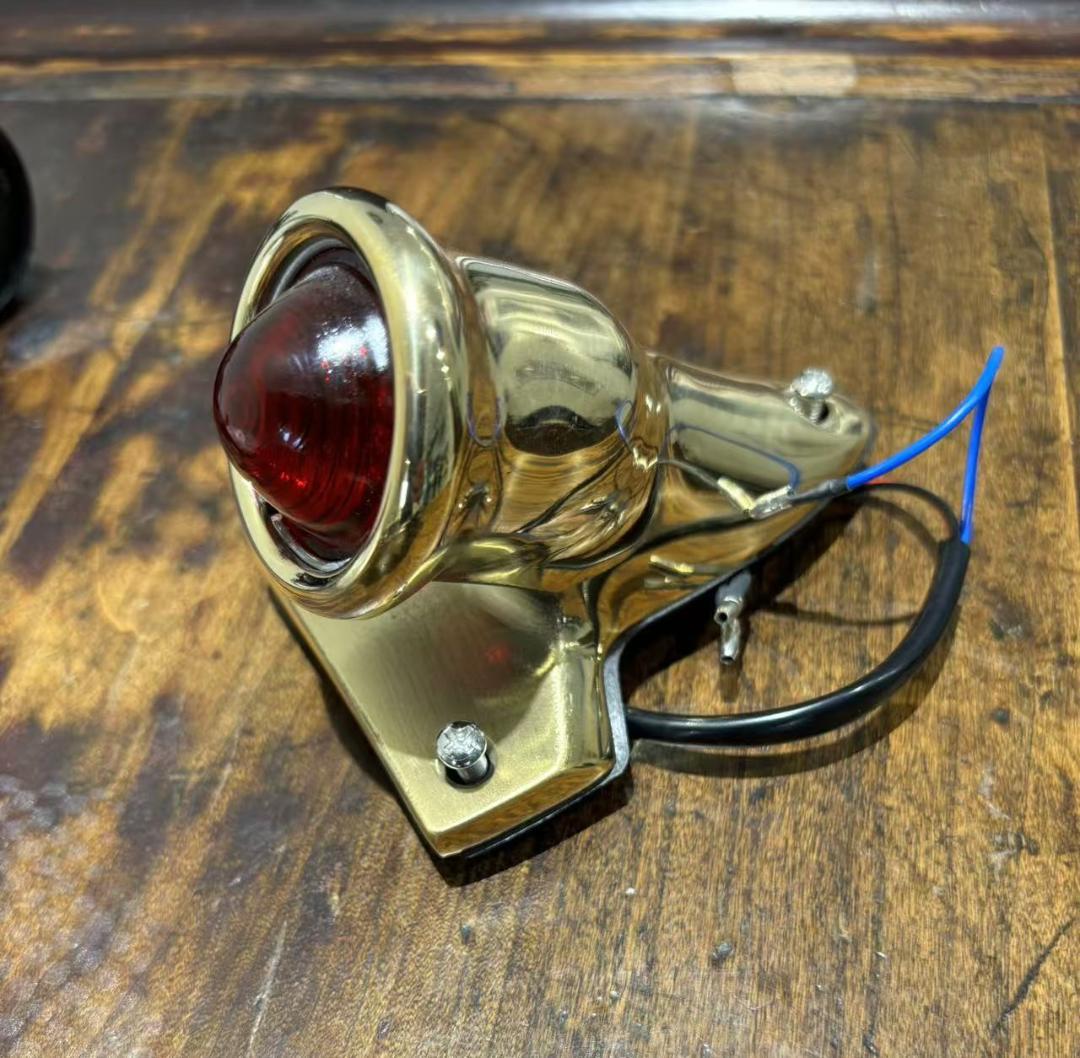 真鍮製テールランプ　ハーレー　ショベル　エボ　スポーツスター　C3