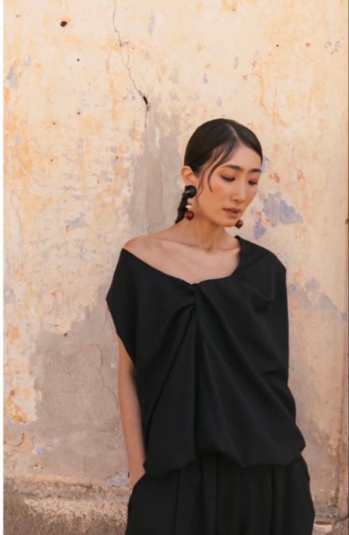nala Linen like balloon tops ブラック4way