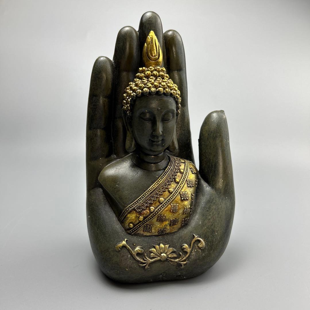 掌仏像の置物　タイ
