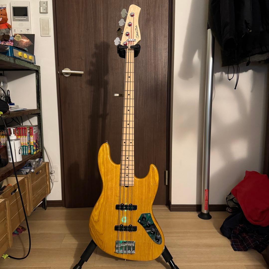 ベース Three Dots Guitars JB Active