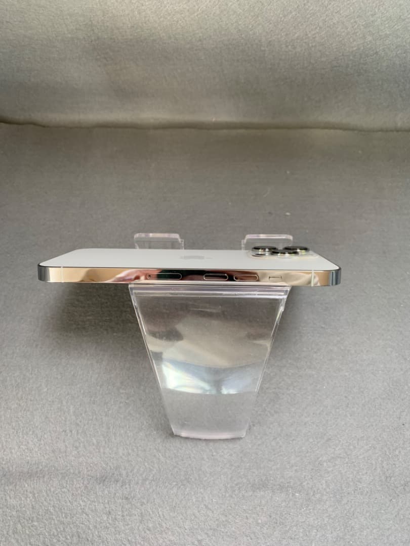 超美品 国内版 SIMフリー iPhone13 Pro 128GB シルバー色