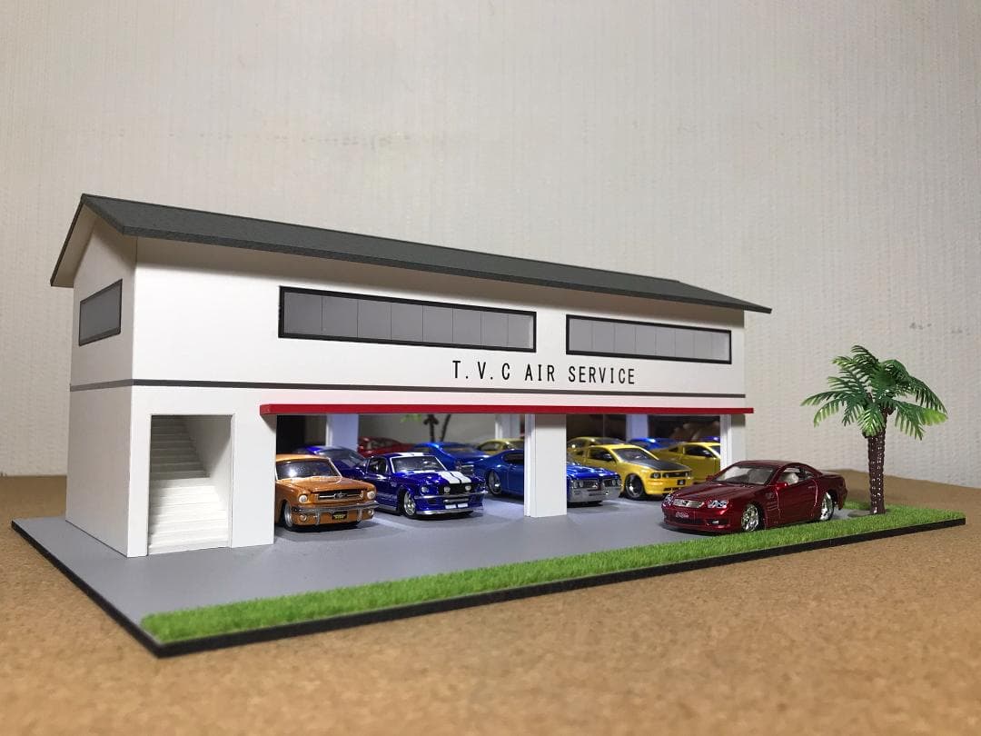 ミニカージオラマ：1/64 世田谷ベースタイプガレージ／年末SALE！