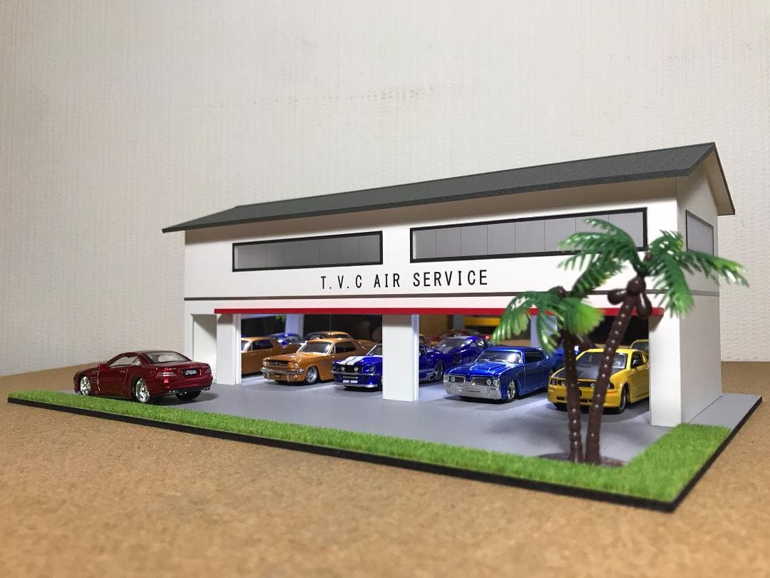 ミニカージオラマ：1/64 世田谷ベースタイプガレージ／年末SALE！