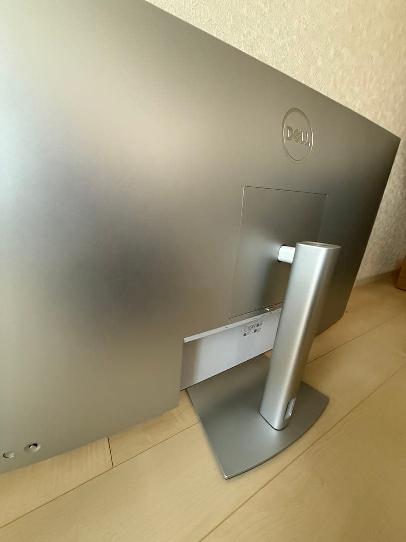 【xyz】 Dell 43インチ U4323QE 4K モニター