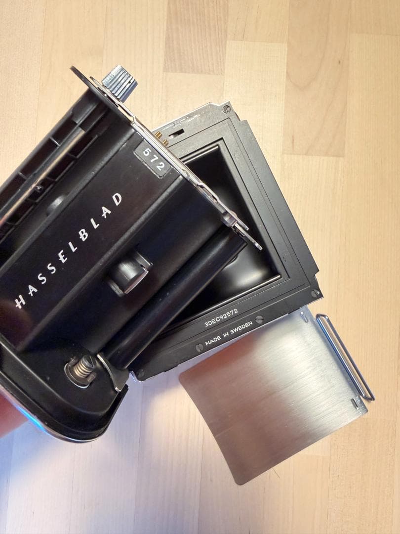 【希少未改造】Hasselblad 203FE+80mm FE+E12CCセット