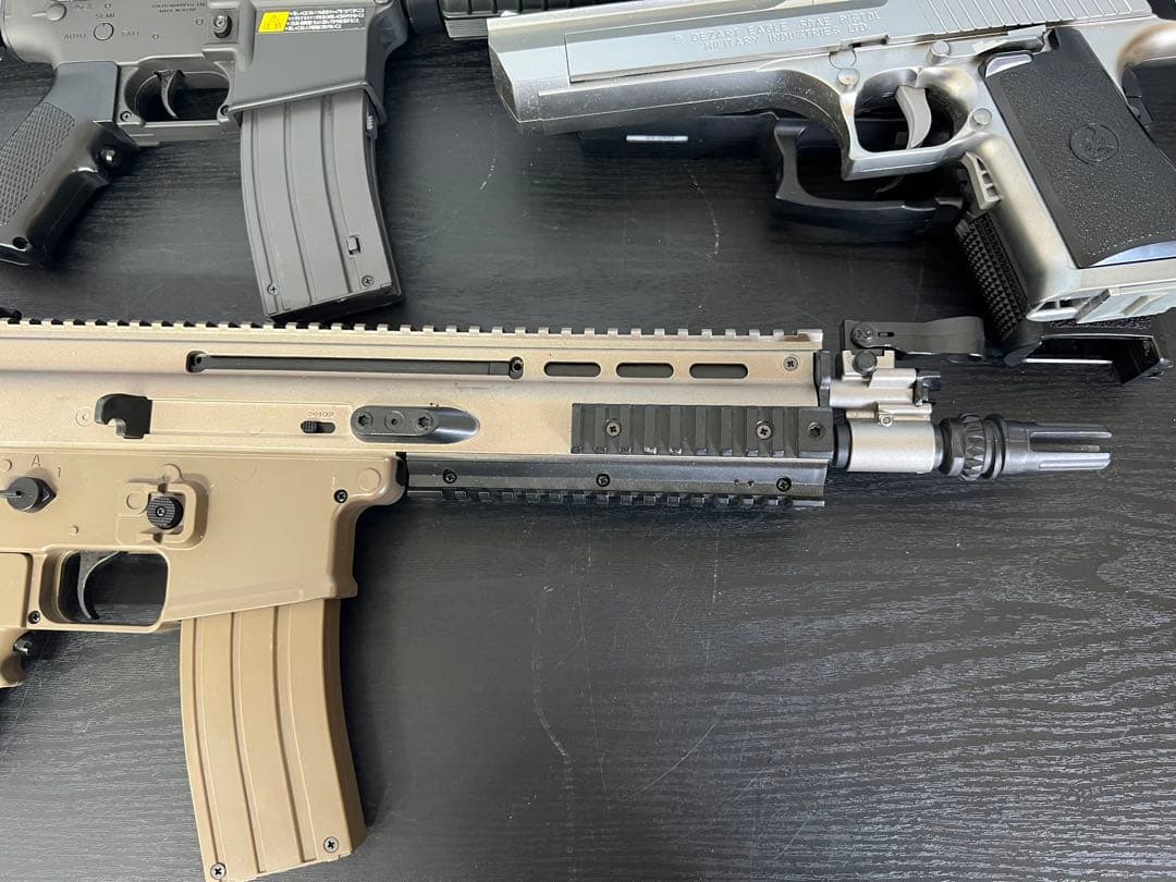 エアガン　4個セット　2つマガジンなし