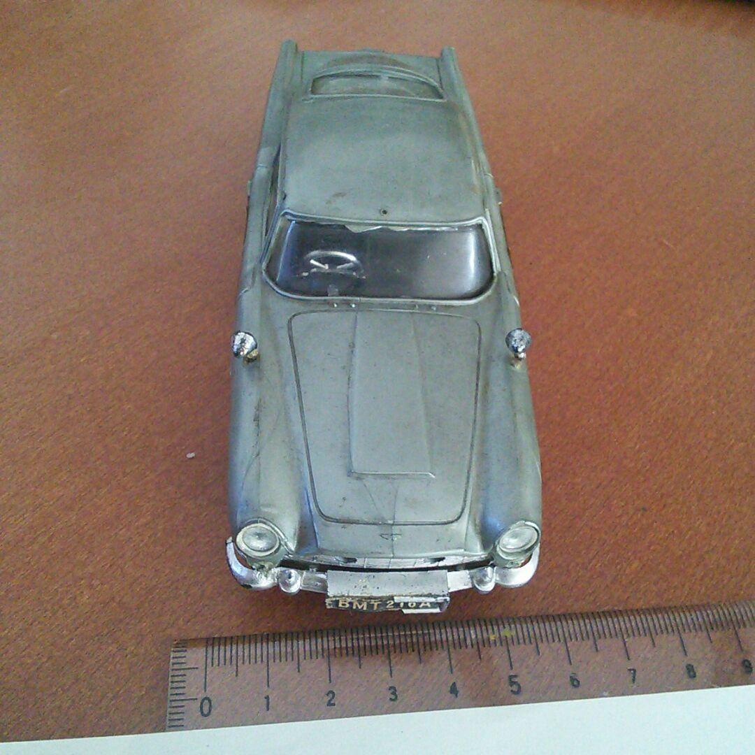 イマイ　007 アストンマーティン　プラモデル