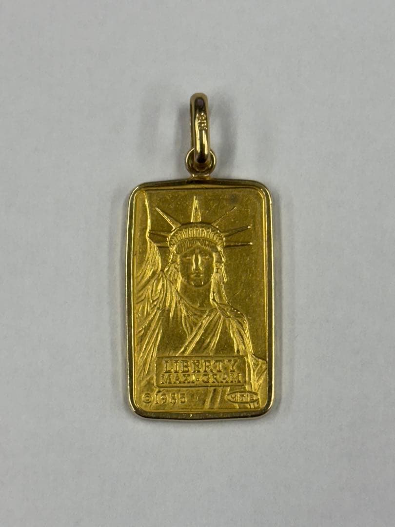 純金　K24ゴールド　インゴット　5ｇペンダントトップ総重量5.6ｇ　自由の女神