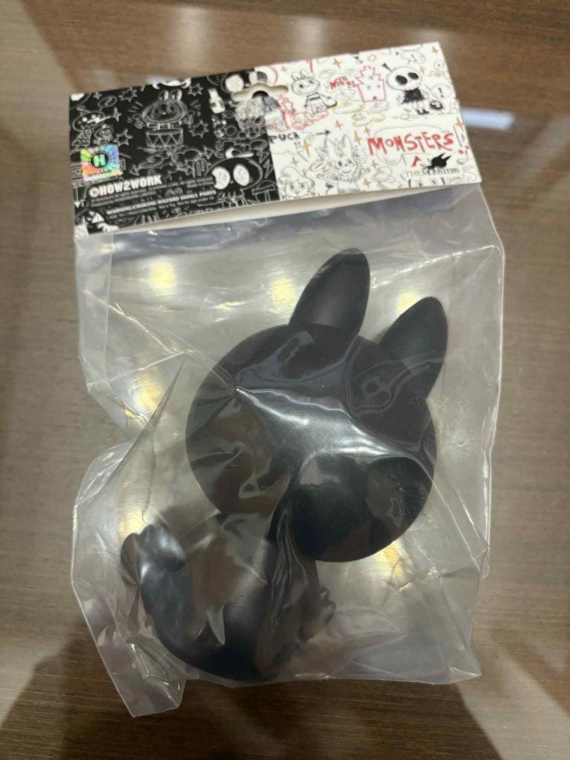 ラブブ LABUBU 10周年限定 icon vinyl フィギュア