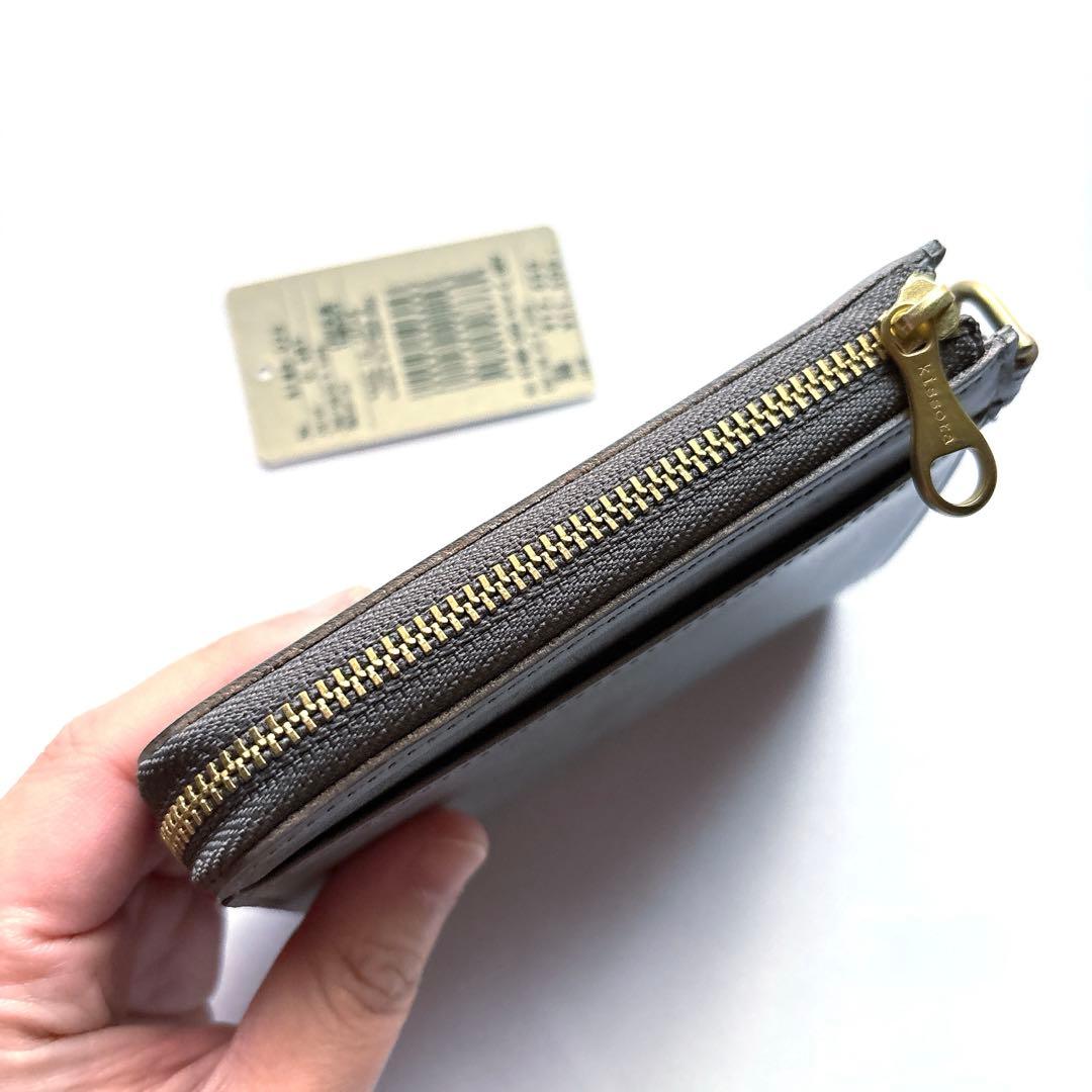 【新品】kissora キソラ シビラ リスシオ二つ折り財布 チャコールグレー
