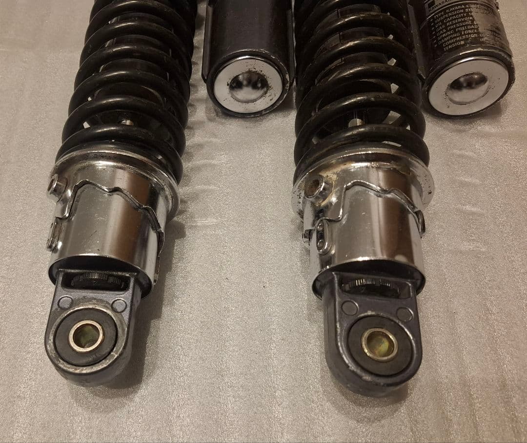 ゼファー400 リアサス　純正 Kawasaki サスペンション 2個セット