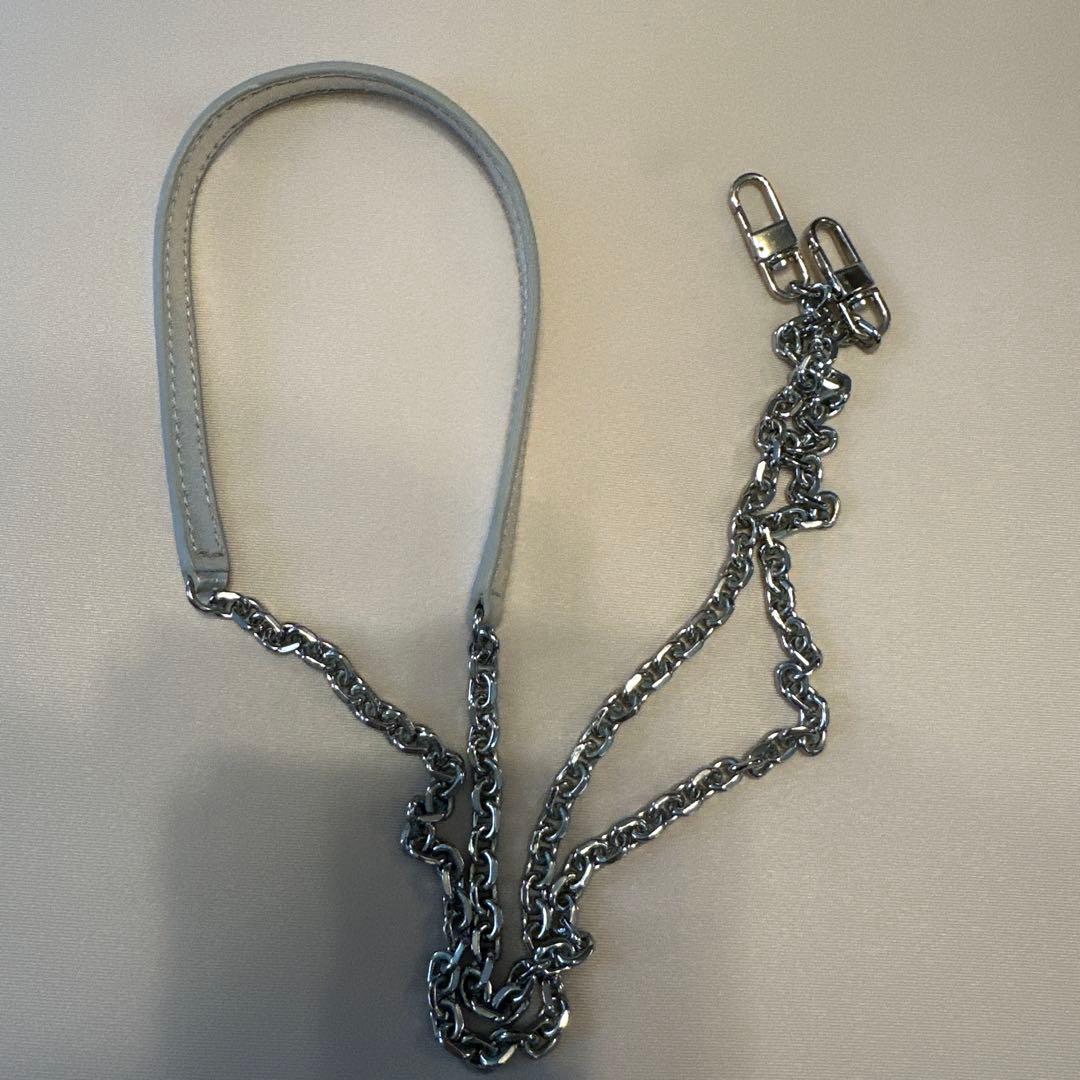 ANTEPRIMA シルバー ポーチ　ショルダーバッグ　ストラップ付き　結婚式