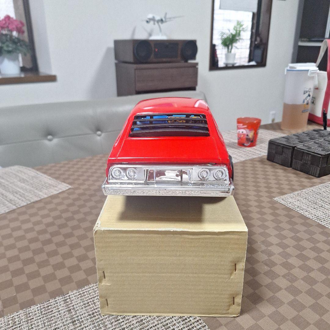 新品未使用品　　　　　スカイライン2000GT-E 約1/12スケール