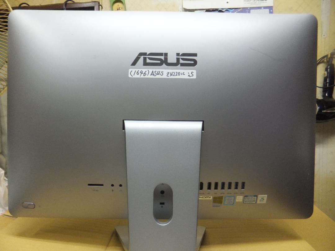 (1646) ASUS 一体PC ZN220秒速起動SSD379Gb i5 8G