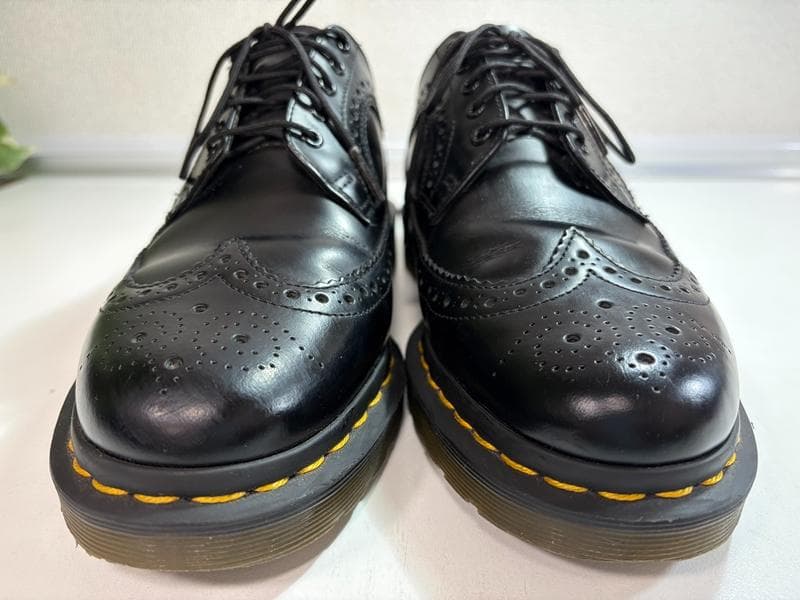 美品☆Dr.Martens　ドクターマーチン　イエローステッチブローグシューズ