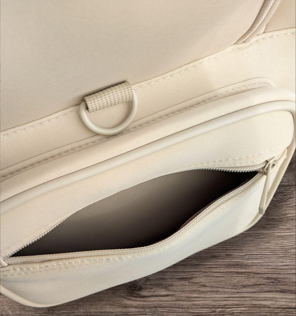 モンシェリ　ペット用キャリーバッグ　ベージュ　小型犬向け　5キロまで