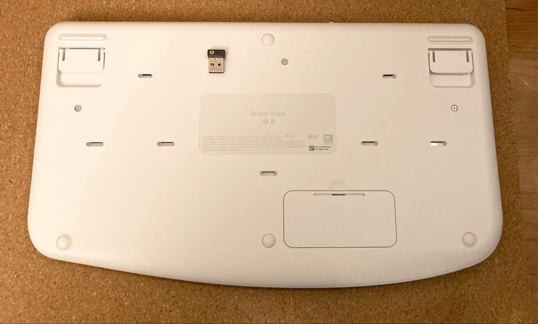 【日本未入荷】 Logitech WAVE KEYS USキーボード k820