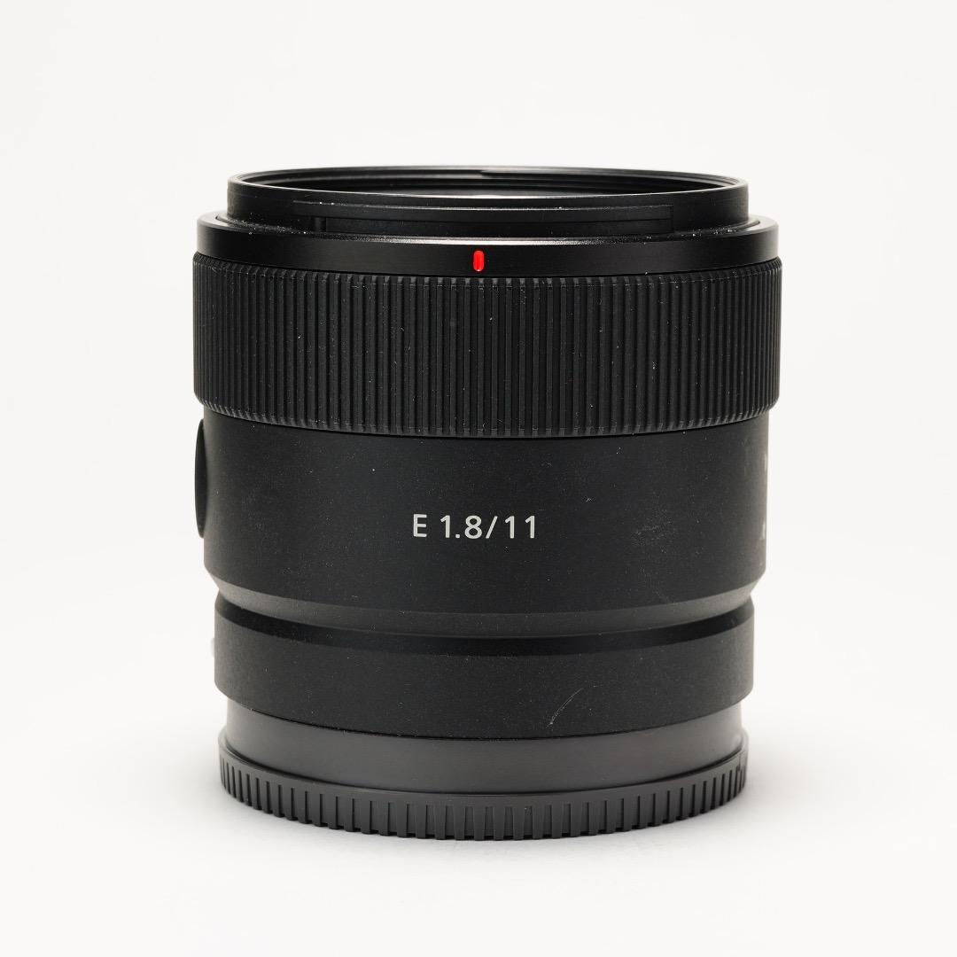 【極美品】SONY SEL11F18 超広角レンズ APS-C Eマウント