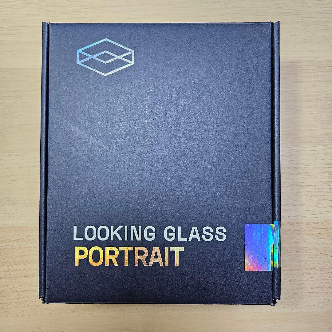 Looking Glass Portrait ホログラフディスプレイ