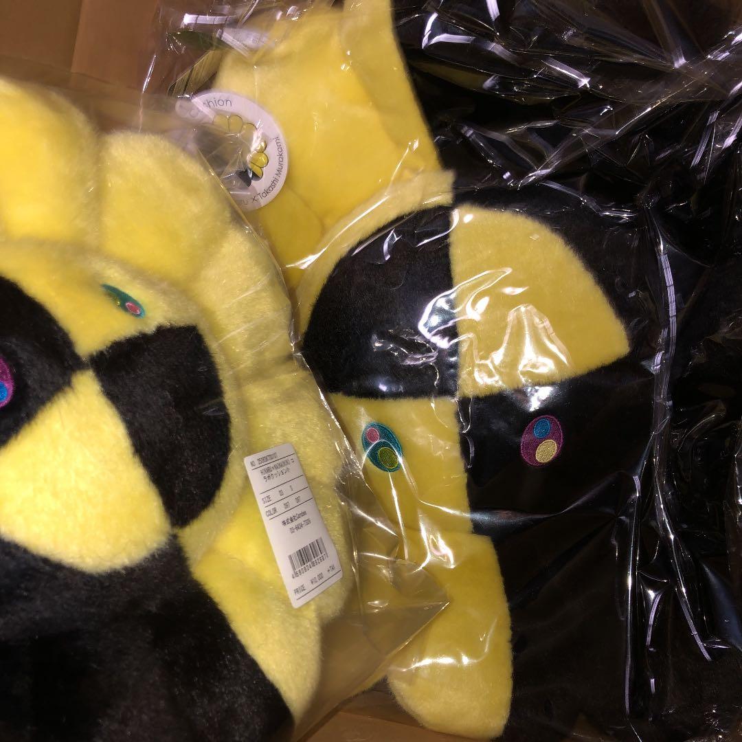 村上隆 ヒカル Collaboration Flower Cushion セット