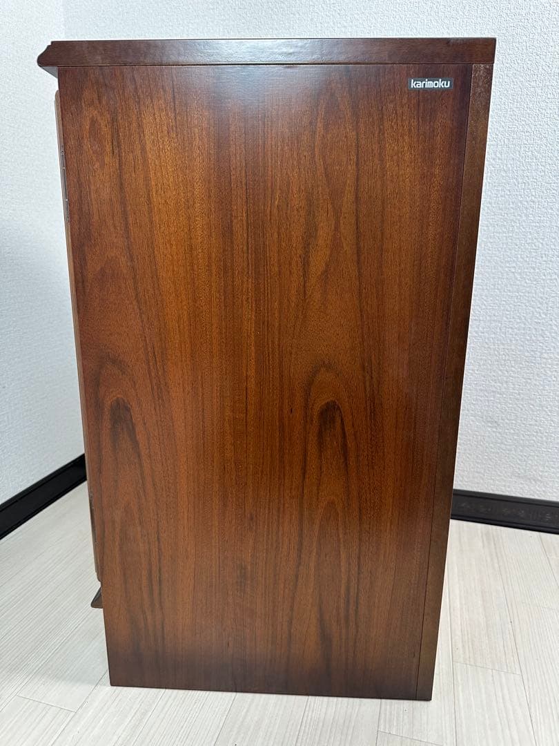 （1/3）カリモク コロニアル コーナー キャビネット 飾り棚 4-1※