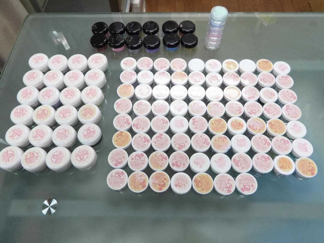 ネイルパウダーセット多色 ３D　COLOR アクリルグリッターパウダー計１０４本