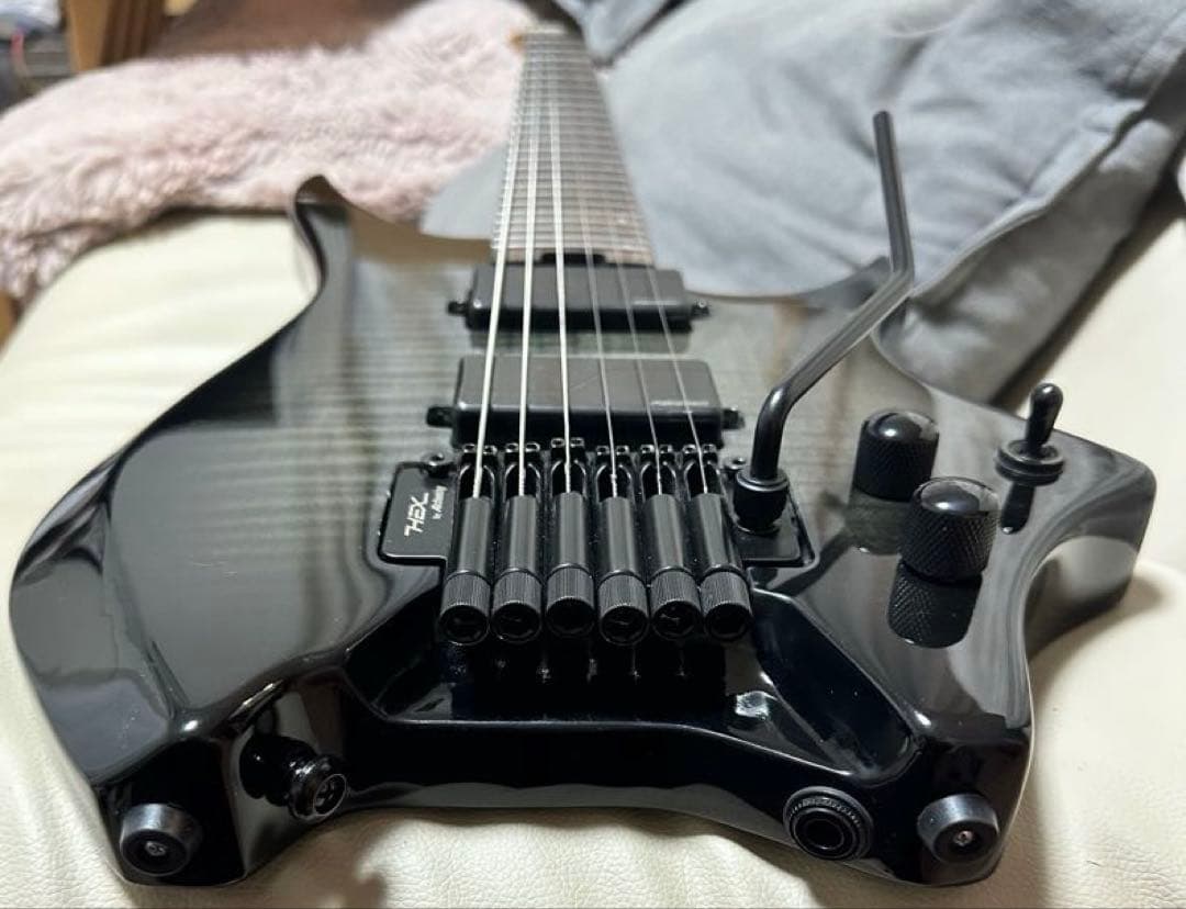 HEX Guitars N700 Transparent Black ヘッドレス