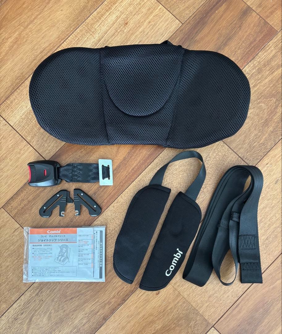 Combi コンビ ジョイトリップ エアスルー GG チャイルド ジュニアシート