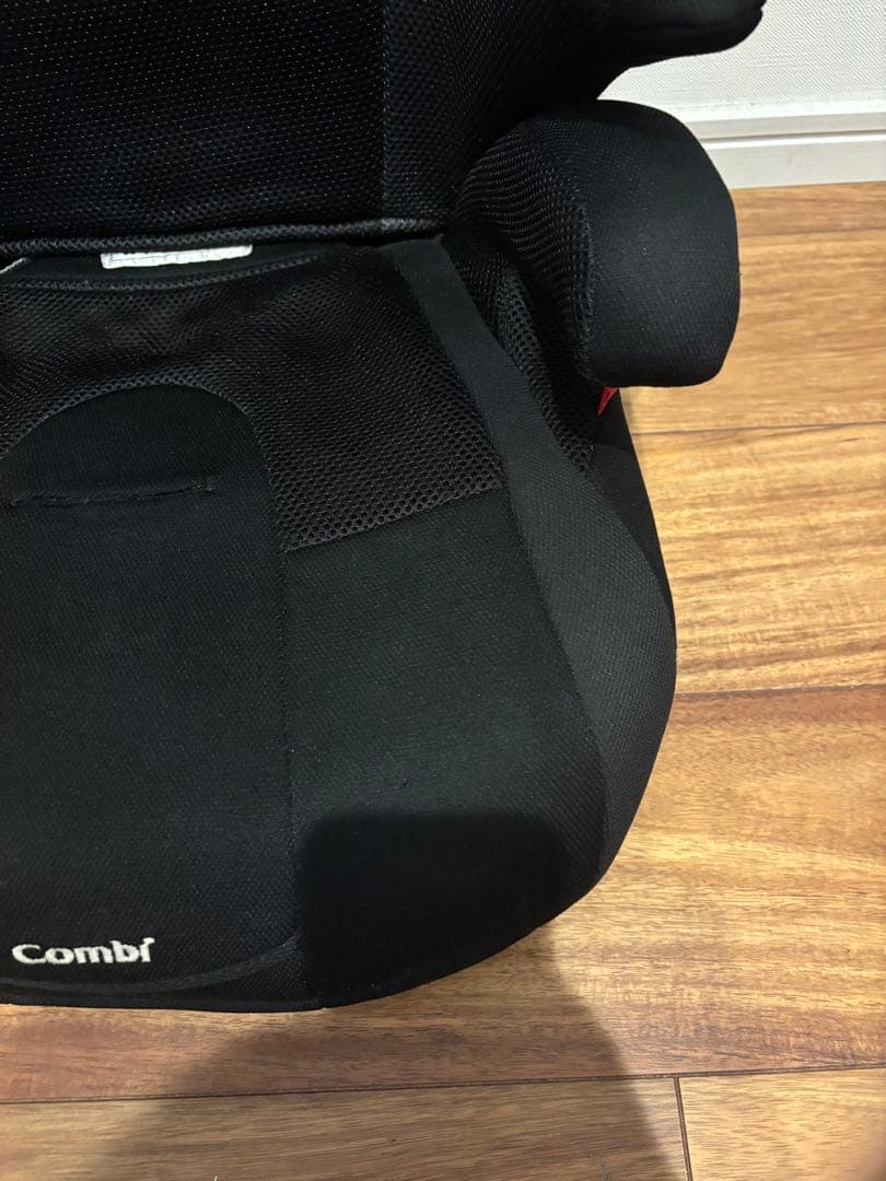 Combi コンビ ジョイトリップ エアスルー GG チャイルド ジュニアシート