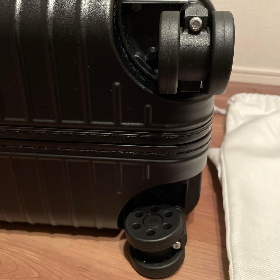 【新品】RIMOWAリモワEssential CABIN 36L