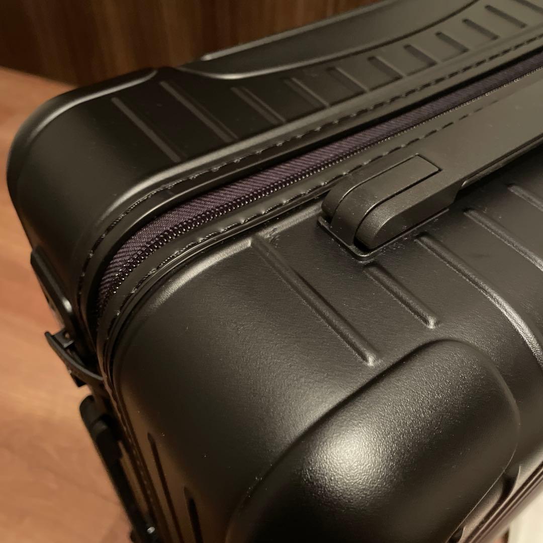 【新品】RIMOWAリモワEssential CABIN 36L