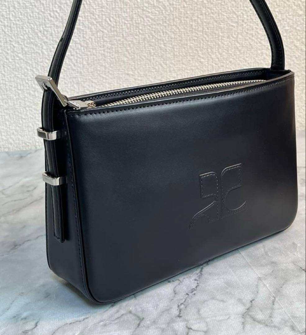 Courreges アクセサリーポーチ ハンドバッグ レザー 本革