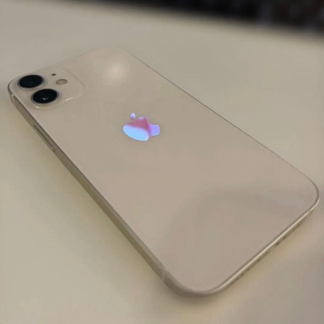 iPhone 12 mini ホワイト 256GB SIMフリー ※画面ヒビあり